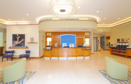 Hampton Inn Miami Beach image 2